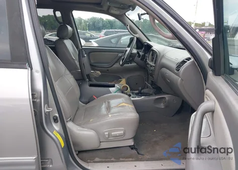 2001 Toyota Sequoia Limited V8 from USA, damaged, VIN 5TDBT48A81S036876